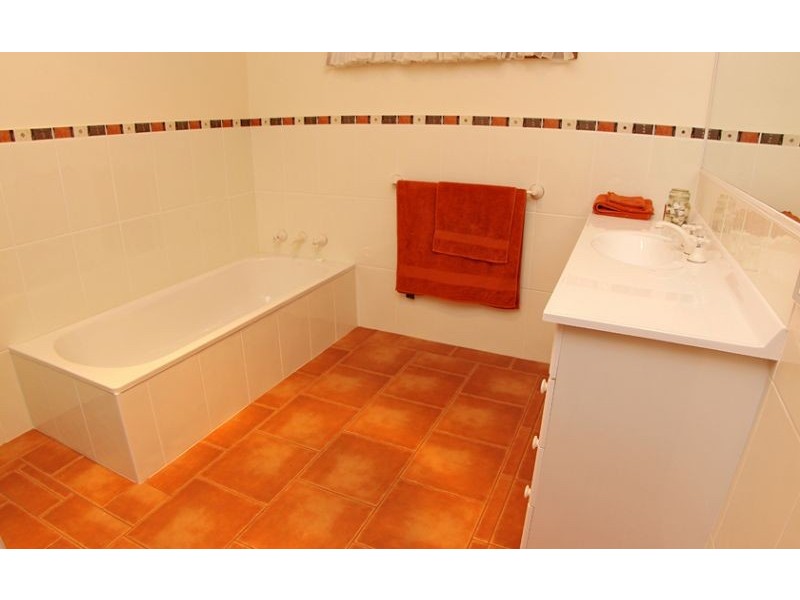 8 Kingfisher Court, Mildura VIC 3500