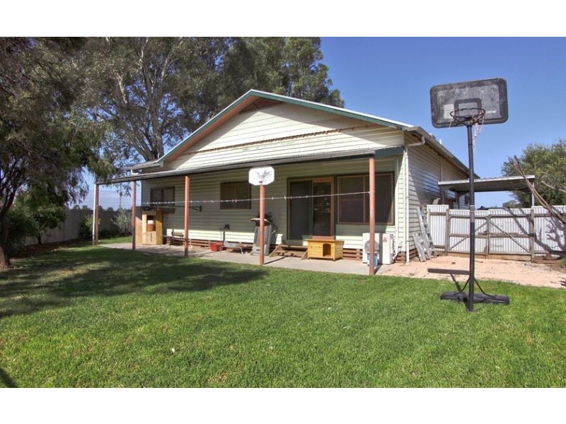 571 Karadoc Avenue, Irymple VIC 3498