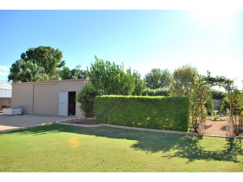 6 Wadsworth Drive, Gol Gol NSW 2738