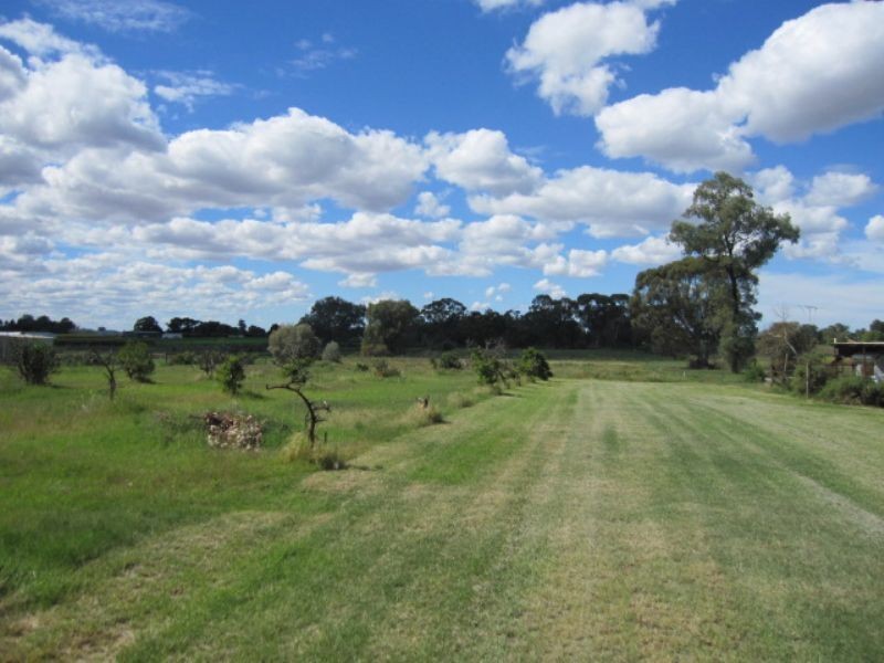 676-684 Karadoc Avenue, Irymple VIC 3498