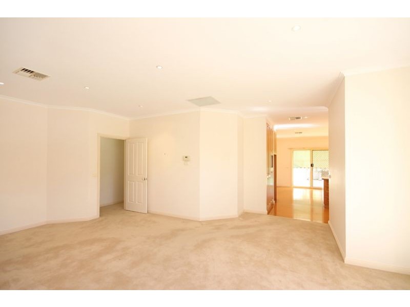 10/6-8 Sapphire Court, Mildura VIC 3500