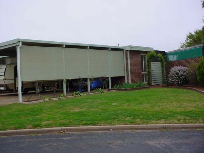 1/9 John Court, Irymple VIC 3498