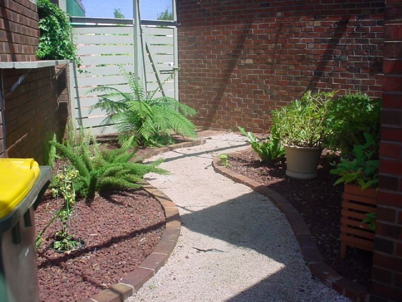 1/9 John Court, Irymple VIC 3498