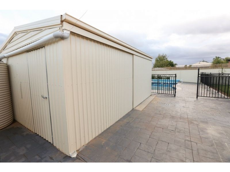 4 Orlando Court, Mildura VIC 3500