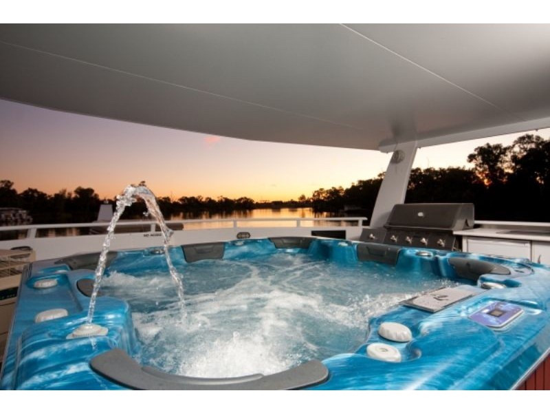 AURORA Houseboat, Mildura VIC 3500