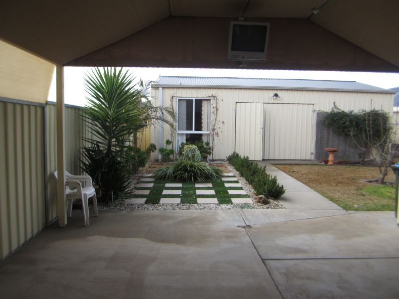 31 Belle Gardens Drive, Mildura VIC 3500