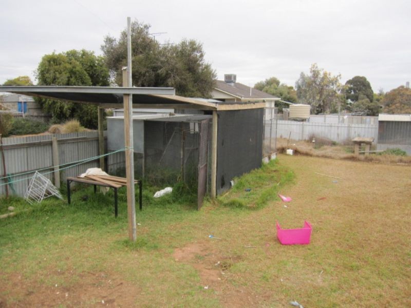 32 Ritchie Street, Ouyen VIC 3490