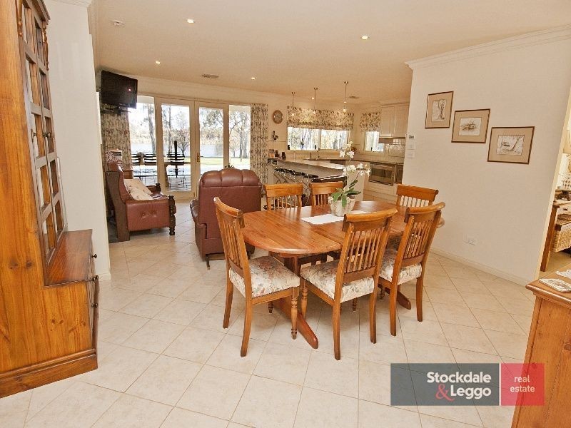 43 Carramar Drive, Gol Gol NSW 2738