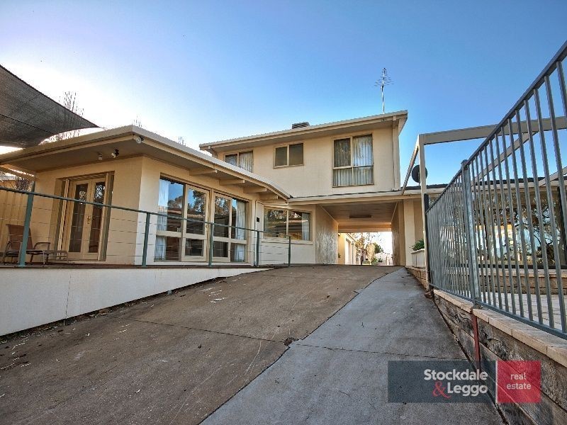 43 Carramar Drive, Gol Gol NSW 2738
