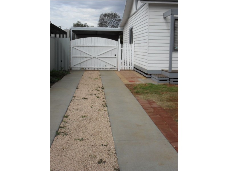 222 Beech Avenue, Mildura VIC 3500