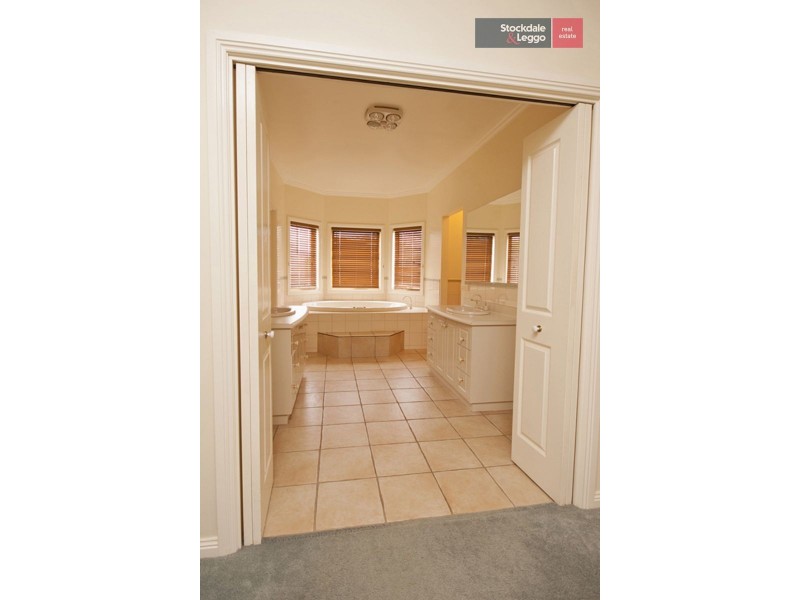 9 Stockmans Drive, Irymple VIC 3498