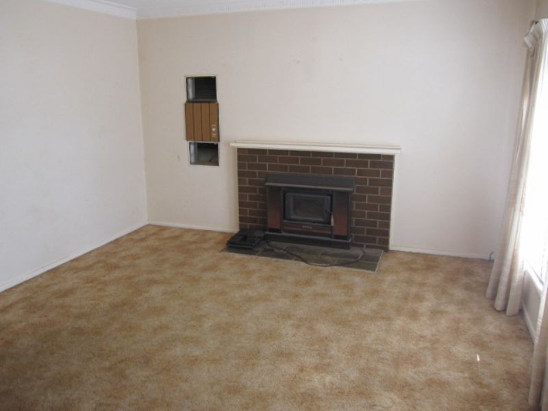 27 Leonora Street, Robinvale VIC 3549