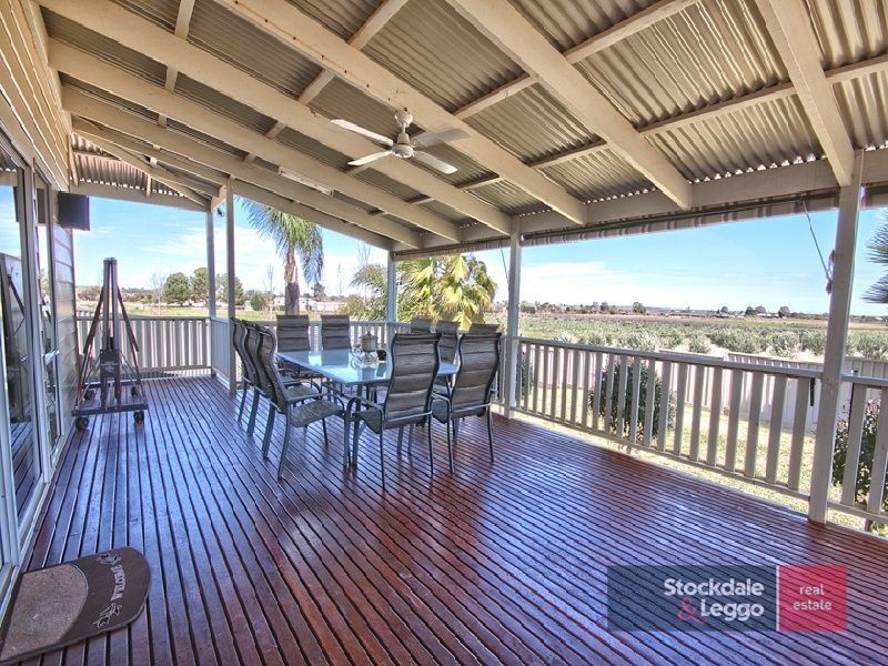 222 Dairtnunk Avenue, Irymple VIC 3498