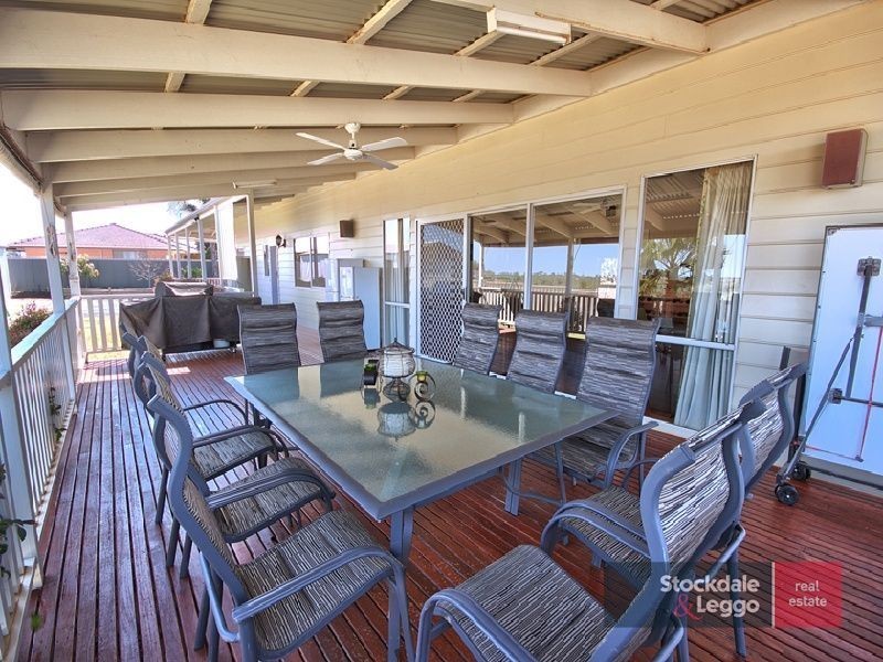 222 Dairtnunk Avenue, Irymple VIC 3498