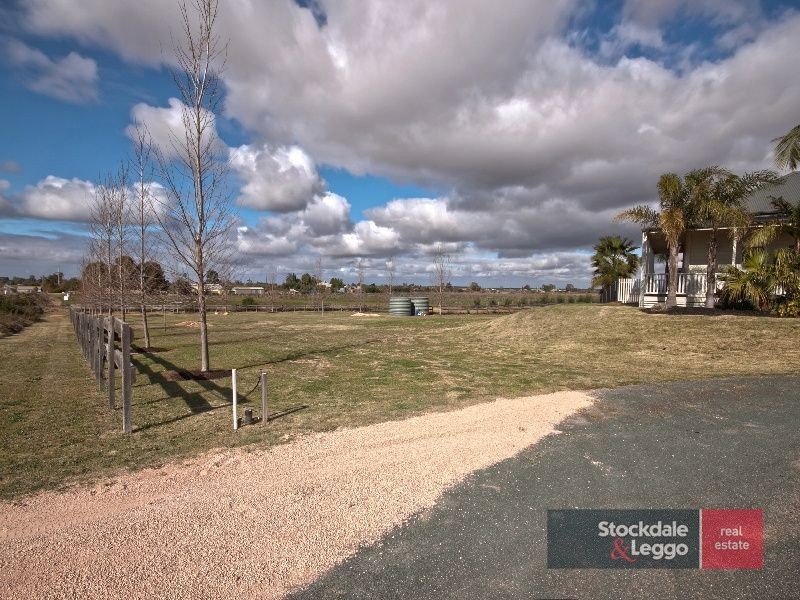 222 Dairtnunk Avenue, Irymple VIC 3498