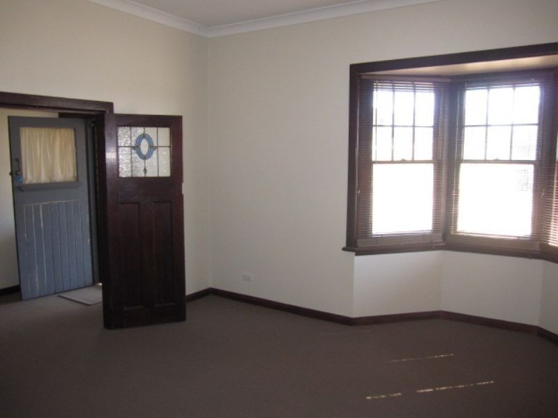 54 Main Avenue North, Merbein VIC 3505