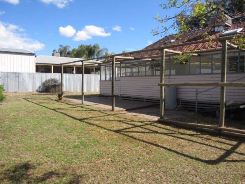 54 Main Avenue North, Merbein VIC 3505