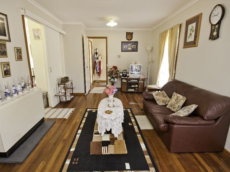 8 Namoi Avenue, Red Cliffs VIC 3496