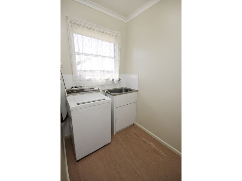 8 Namoi Avenue, Red Cliffs VIC 3496