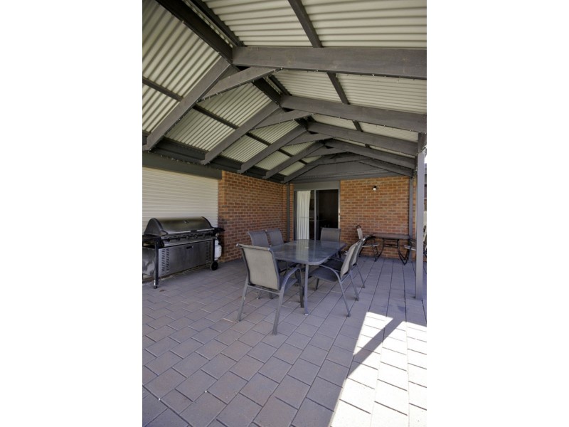 8 Darlington Parade, Mildura VIC 3500