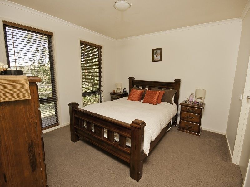 8 Darlington Parade, Mildura VIC 3500