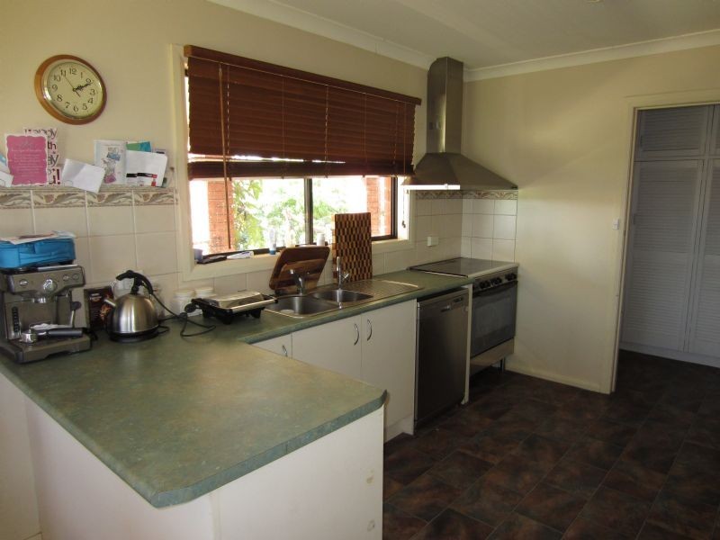 33 Cowanna Avenue South, Merbein South VIC 3505