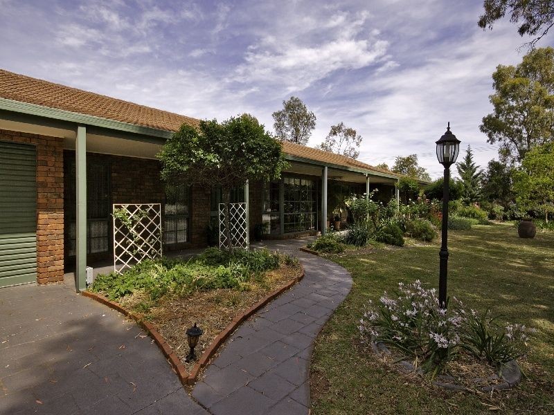 27 Jubilee Drive, Mildura VIC 3500