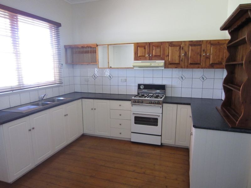 160 Almond Avenue, Mildura VIC 3500