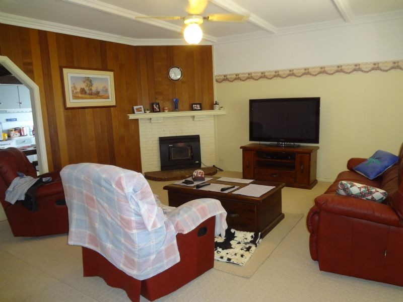 42 School Road, Dareton NSW 2717