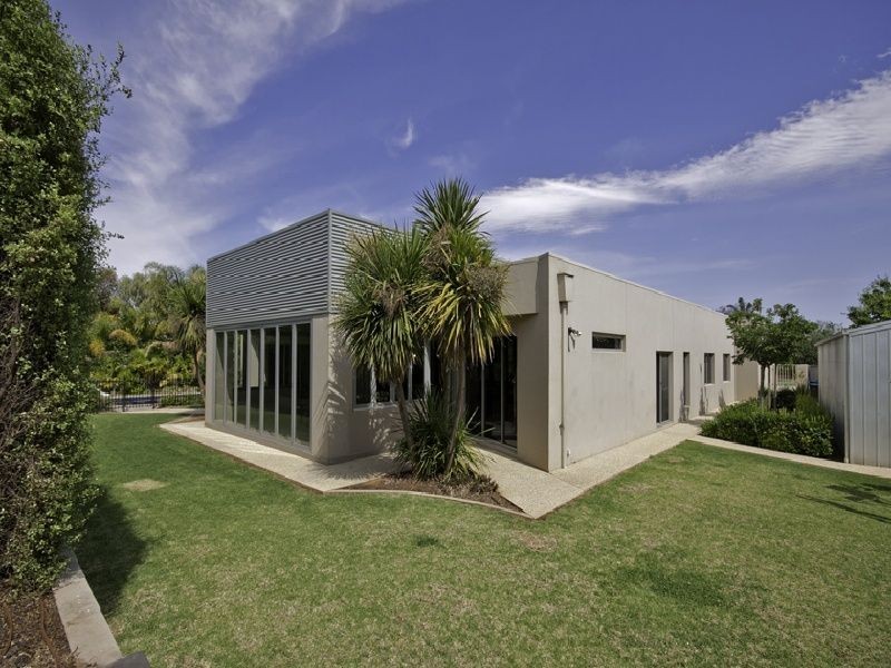 2 Champagne Court, Irymple VIC 3498