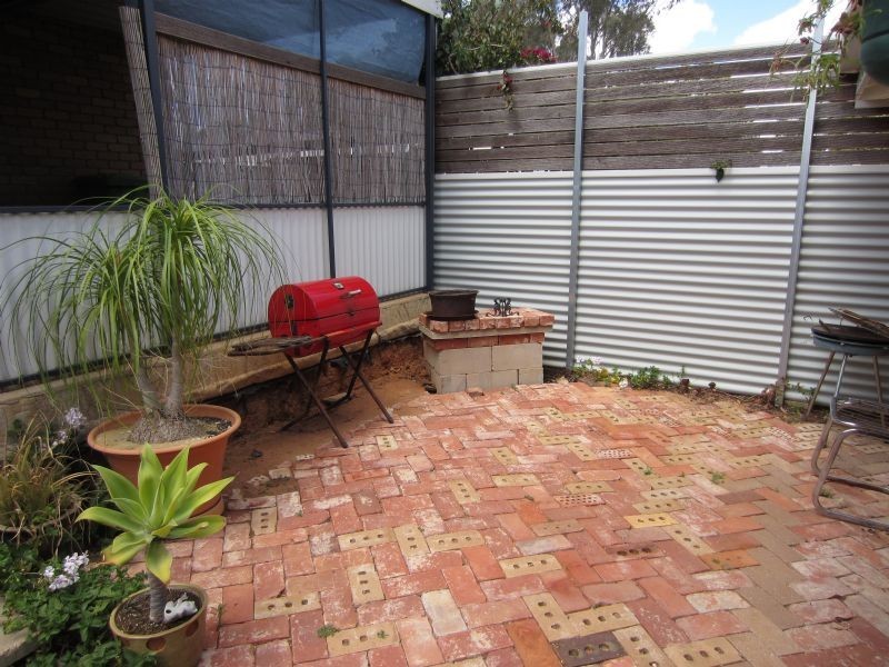 1/5 Riverview Drive, Dareton NSW 2717