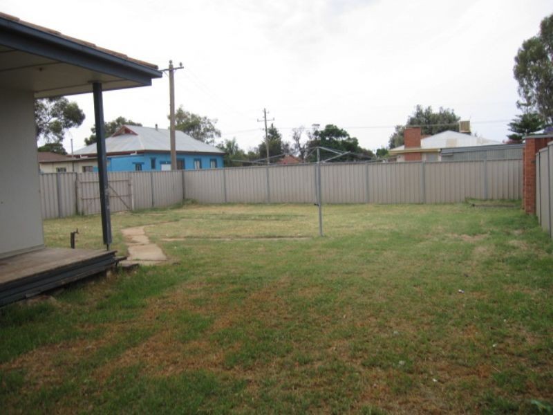 17 Namoi Avenue, Red Cliffs VIC 3496