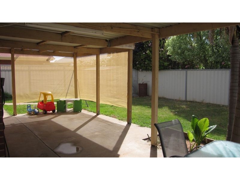 8 Pevensey Grove, Mildura VIC 3500