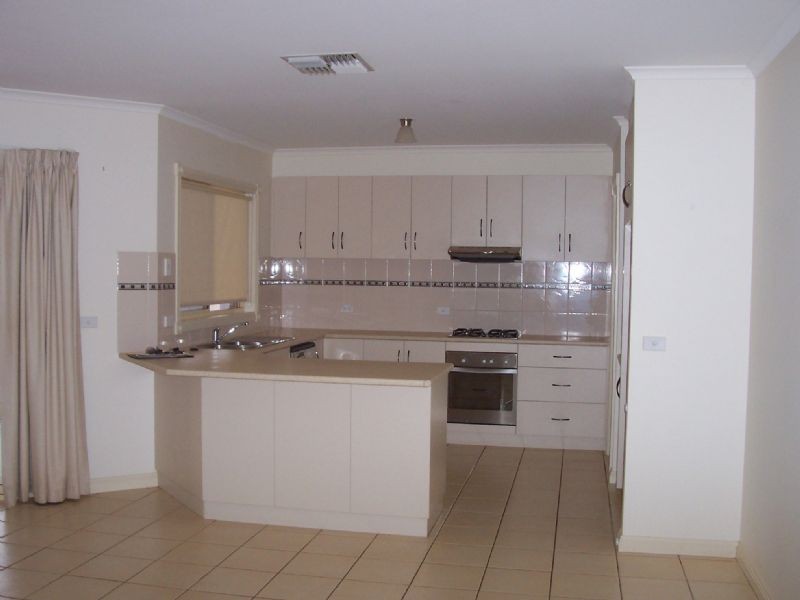 4 Homebush Court, Mildura VIC 3500