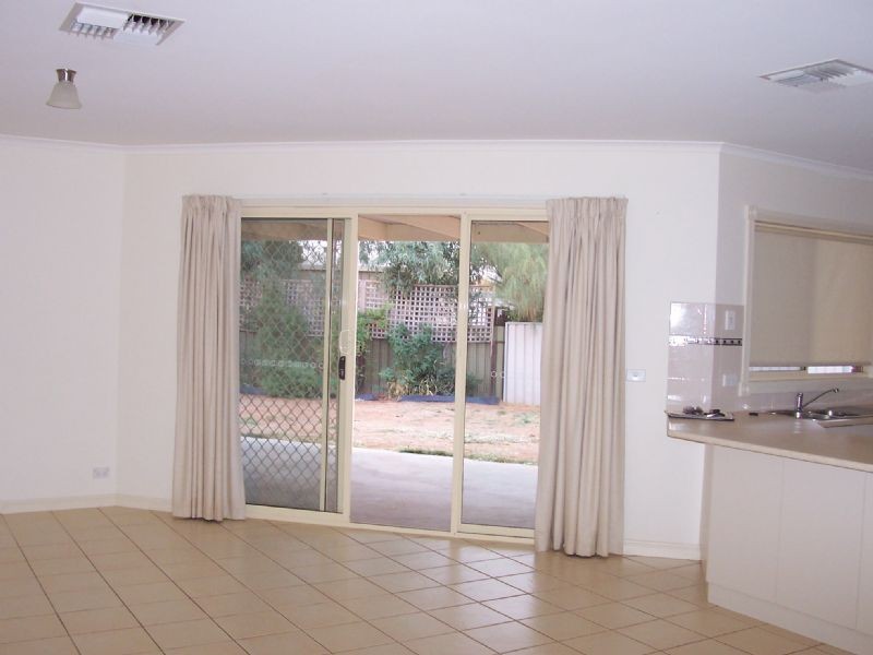 4 Homebush Court, Mildura VIC 3500