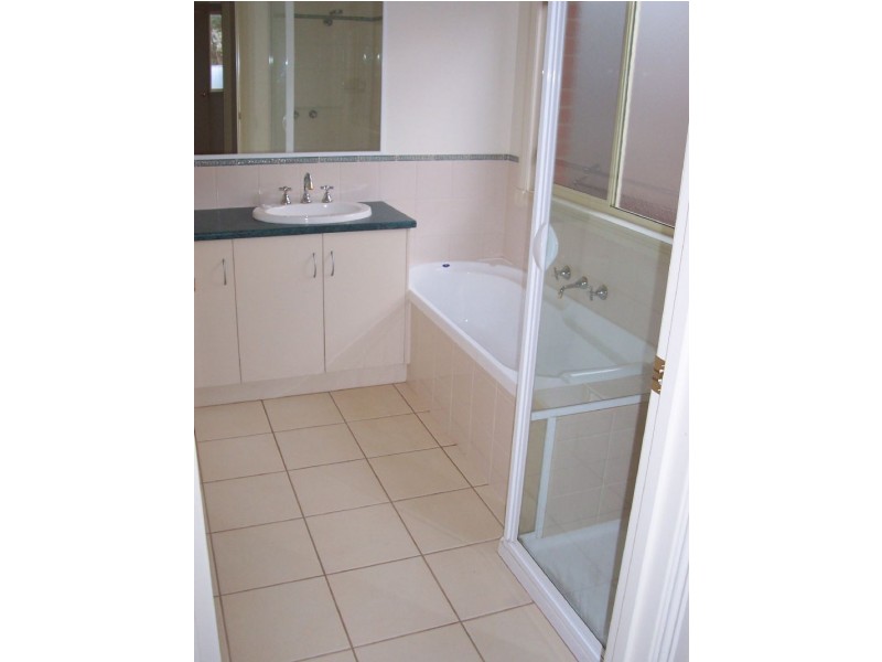 4 Homebush Court, Mildura VIC 3500