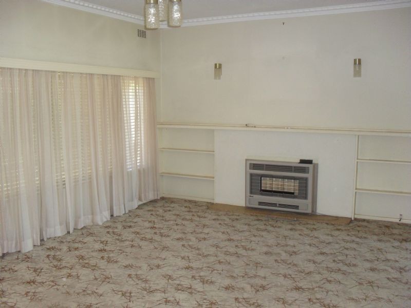 98 Thirteenth Street, Mildura VIC 3500