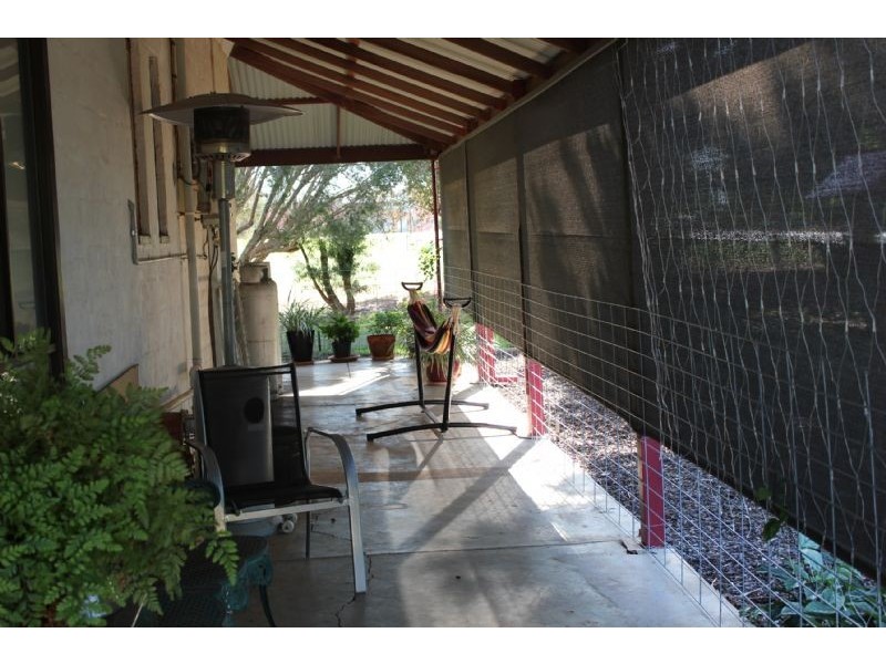 10 School Road, Dareton NSW 2717