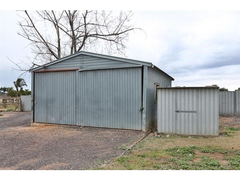 850 Koorlong Avenue (Cnr 16th Street), Irymple VIC 3498