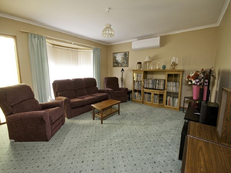 17 Koorlong Avenue, Nichols Point VIC 3501