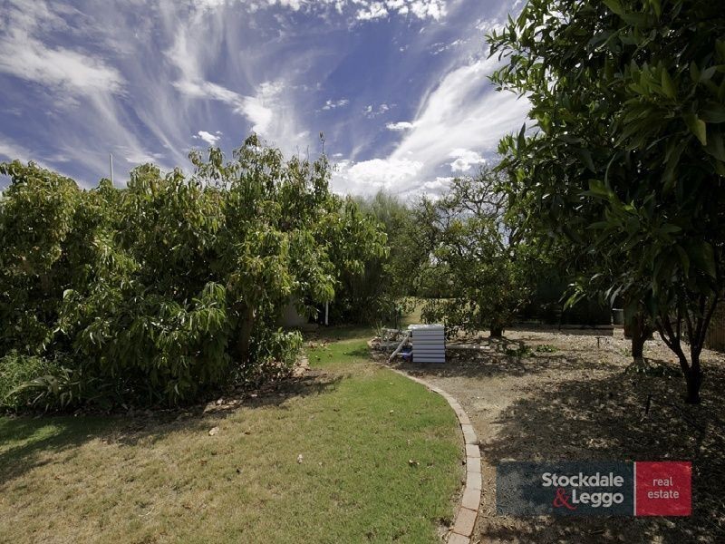 17 Koorlong Avenue, Nichols Point VIC 3501