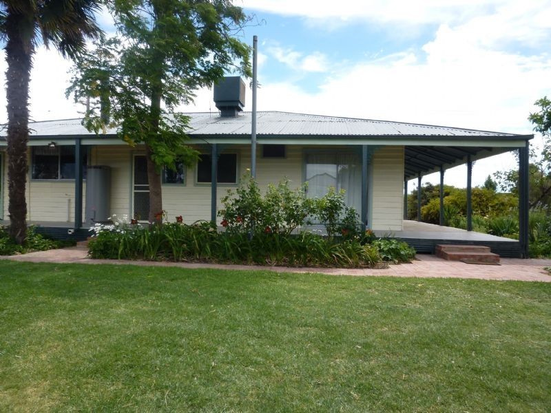 1160 Sandilong Avenue, Irymple VIC 3498