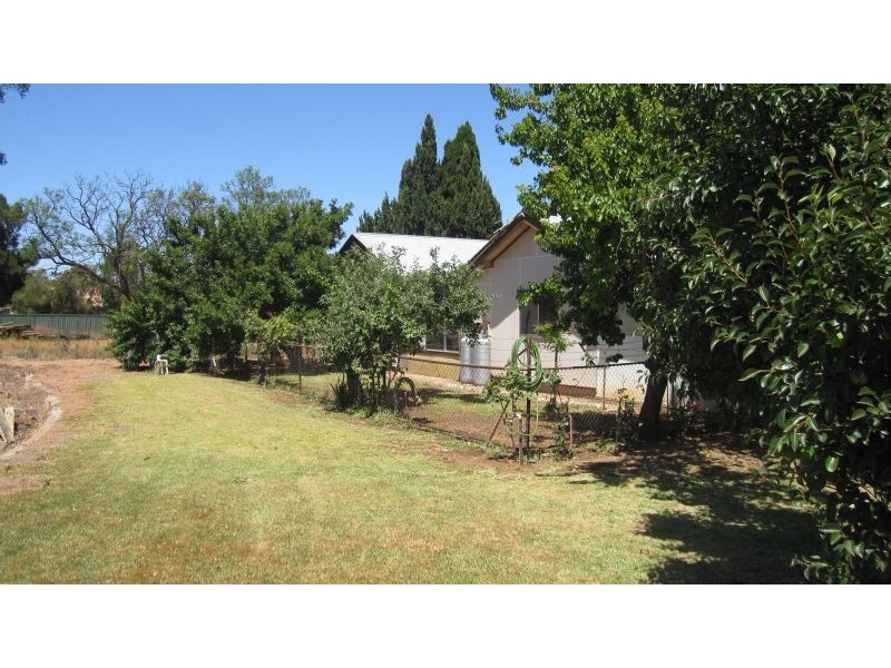 390 Westcliffs Avenue, Red Cliffs VIC 3496