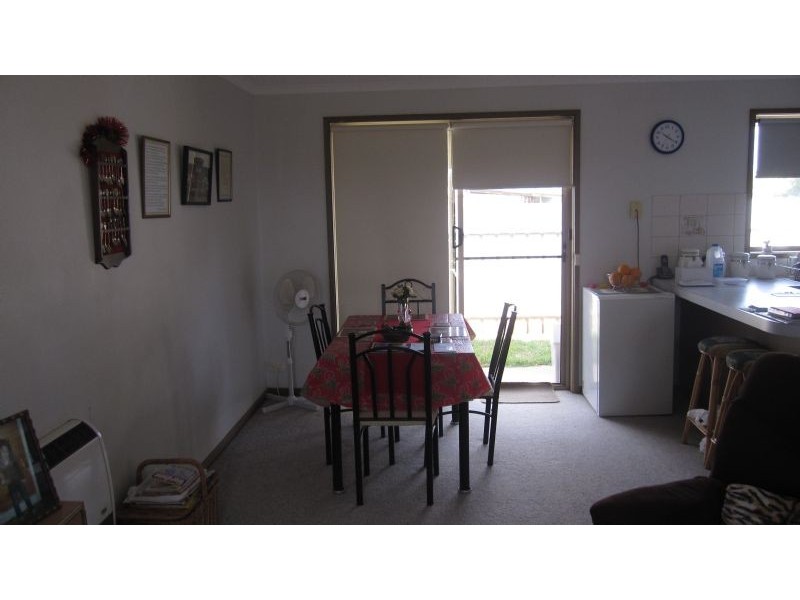 8/221 Adams Street, Wentworth NSW 2648