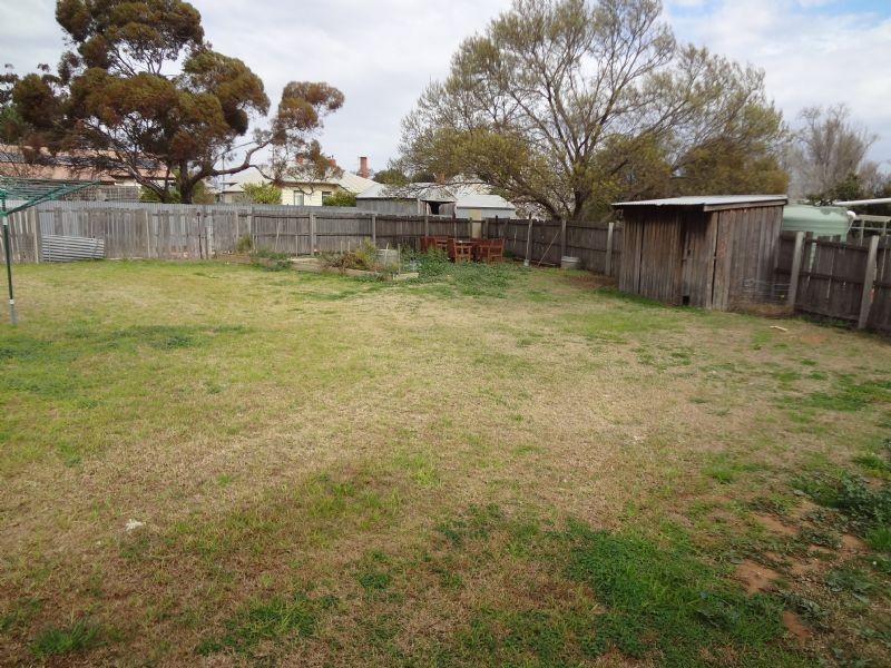 1 Vine Court, Ouyen VIC 3490