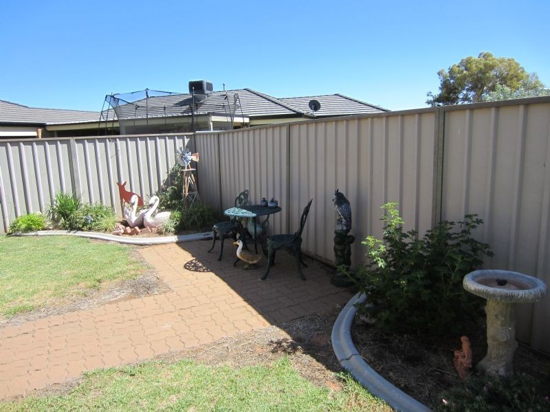 2/21 Etherington Drive, Mildura VIC 3500