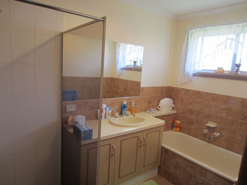 2/21 Etherington Drive, Mildura VIC 3500