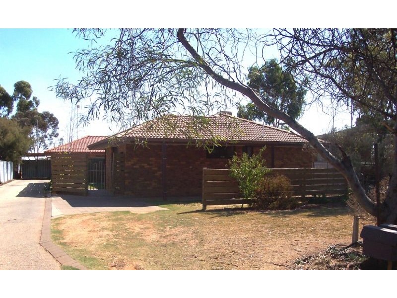 1/4 Jobson Court, Mildura VIC 3500