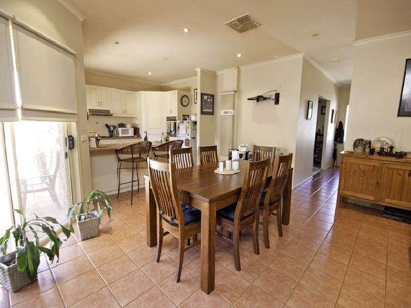 6 Crown Court, Mildura VIC 3500