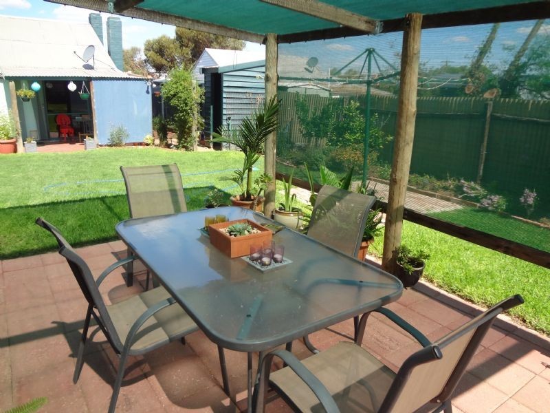 39 Mabel Avenue, Mildura VIC 3500